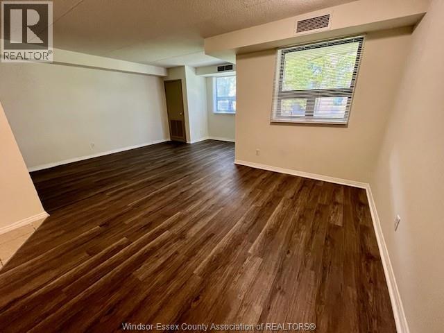 Photo - 1160 Lauzon Rd Unit 206