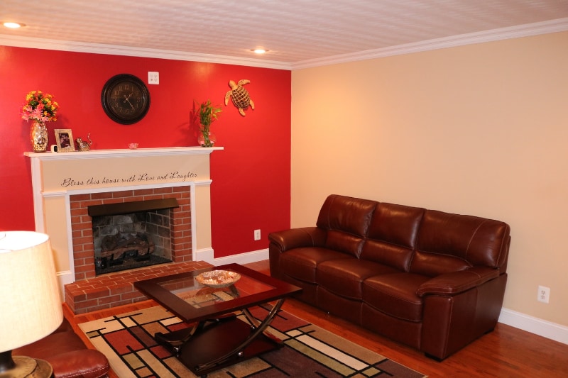 Photo - 7805 Howard St