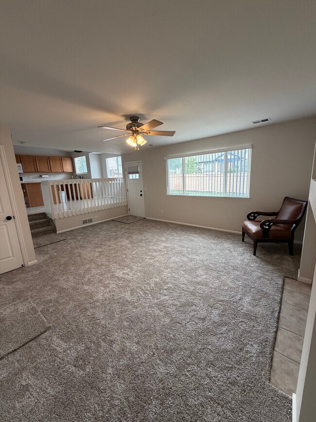 Photo - 5843 Butterfield Dr