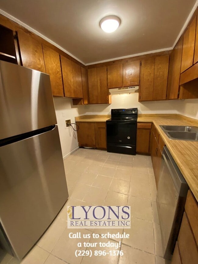 Photo - 2 Bed | 1 Bath Apartment – One-Level Living!