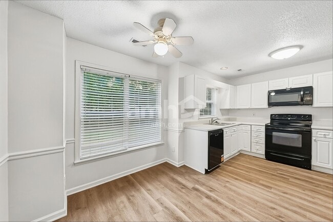 1600 Glenn Meade Dr