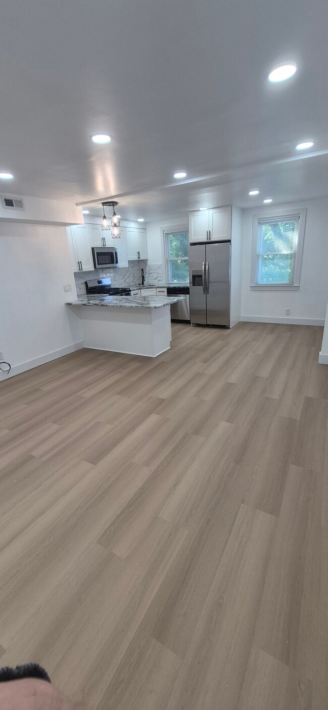 Photo - 5575 Ogontz Ave Unit First Floor