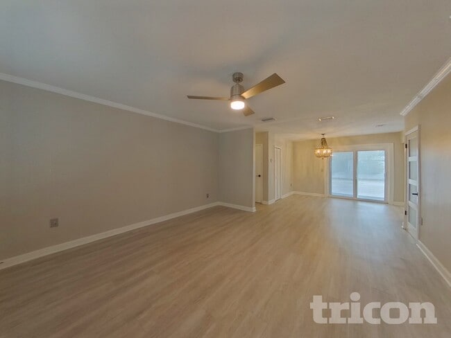 Photo - 2317 13th Ave SW