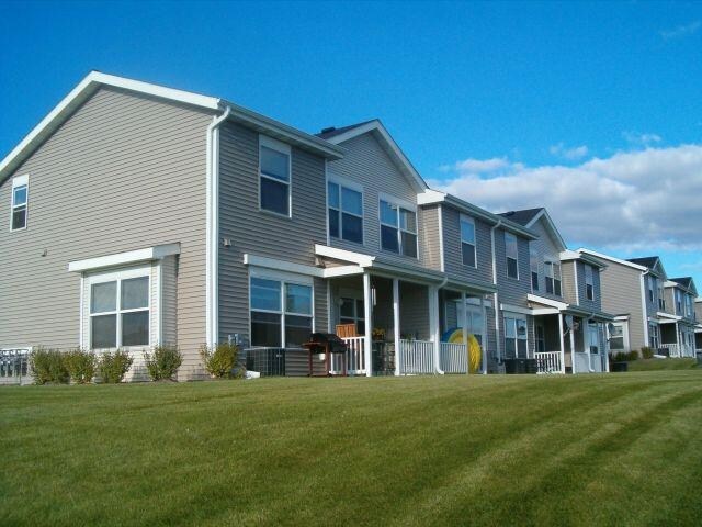 Photo - Willow Run Townhomes