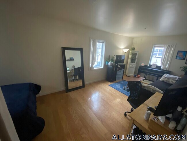 Photo - 36A Raymond St.