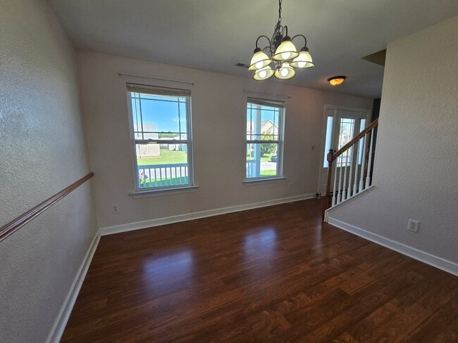 Photo - Minutes from Coast Guard Base, Large 2 Sto...