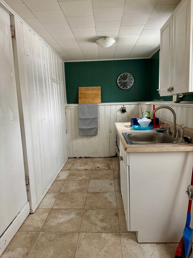 Photo - 106 Cornell Ln