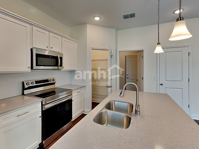 Photo - 6214 Little Blf Cir