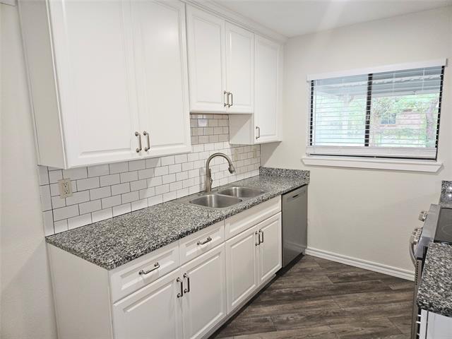 Photo - 6908 Sunflower Cir N