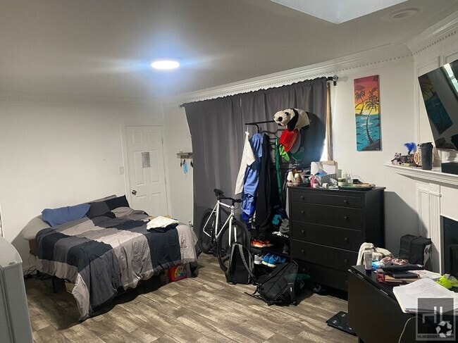 Building Photo - CANARSIE ROAD Rental