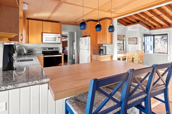 Photo - 35 Sloop Walk