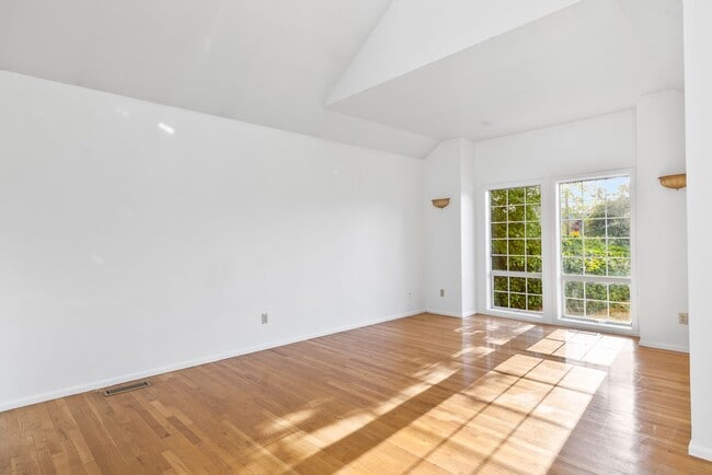 Photo - Beautiful 3-bedroom, 3-bath home on corner lot!