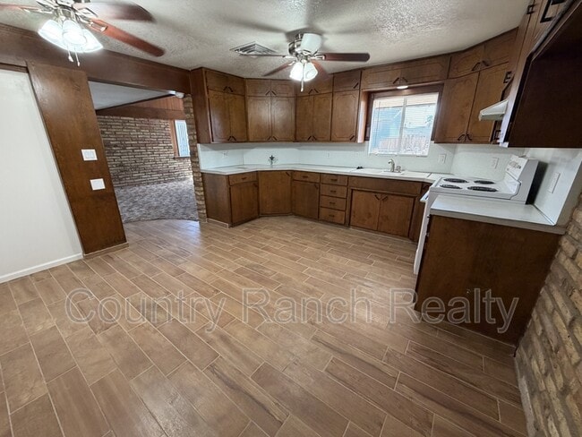 Photo - 1044 Paradise Dr