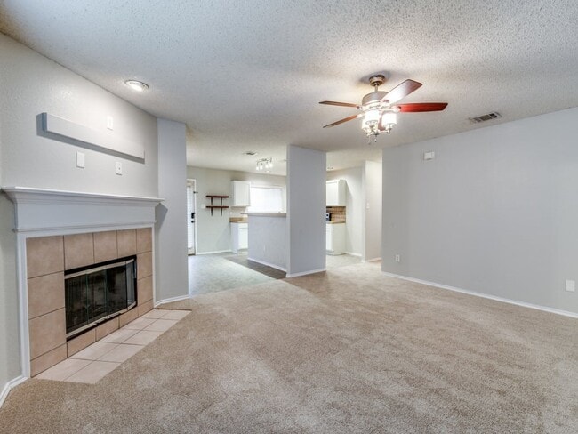 Photo - 632 Condor Trail