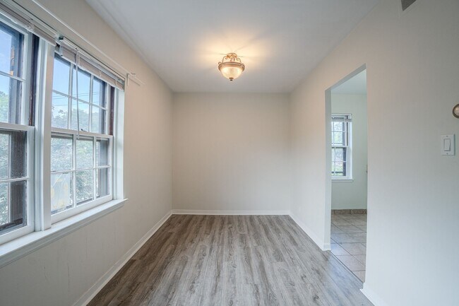 Photo - 4204 N Olsen Ave Unit 6