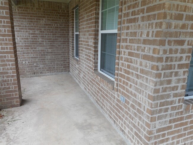 723 Levi Bend