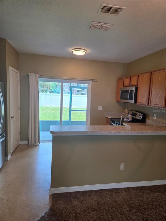 Photo - 122 Wilton Cir