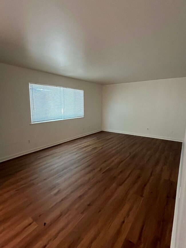 Photo - 925-931 Mitchell St Unit 931 Mitchell