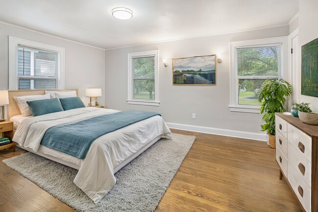 Building Photo - 2BR/1BA Gem in the heart of KC!