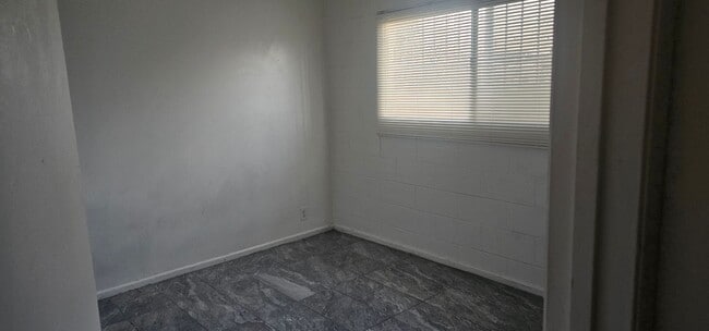 Photo - 4p1933 Unit A