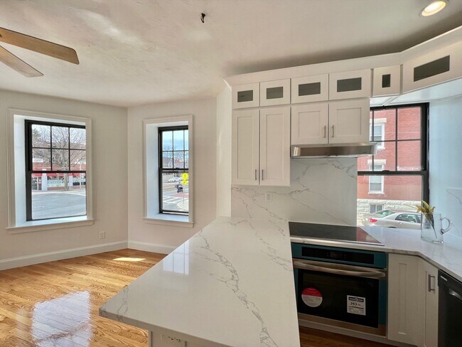 Photo - 59 Brighton Ave Unidad 2