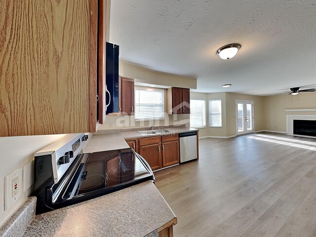 Photo - 1137 Battleridge Dr