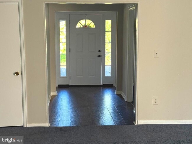 Photo - 8614 Dunbrook Ln