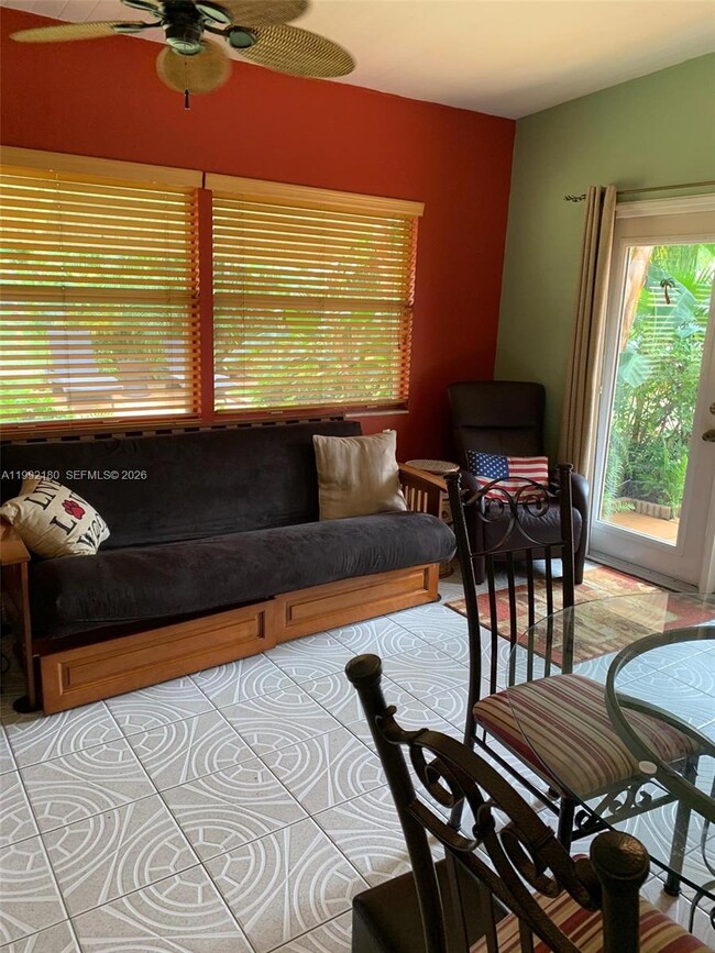 Photo - 1916 Coolidge St Unit 1