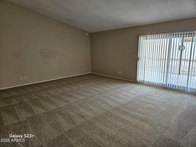 Photo - 3223 N Woodburne Dr