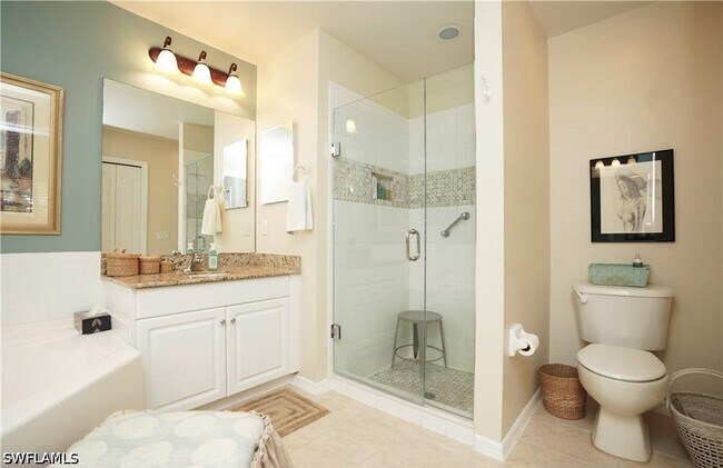 Photo - 3435 Laurelgreens Ln S Unidad 102