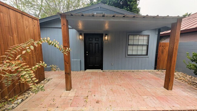 Photo - 1801 Cortez St Unidad Rear