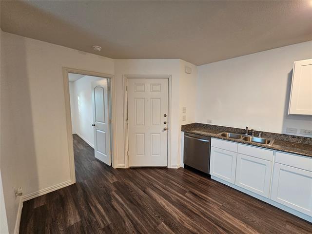 Photo - 5113 Avenue G