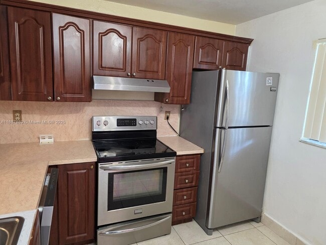 Photo - 3252 Foxcroft Rd Unit 112