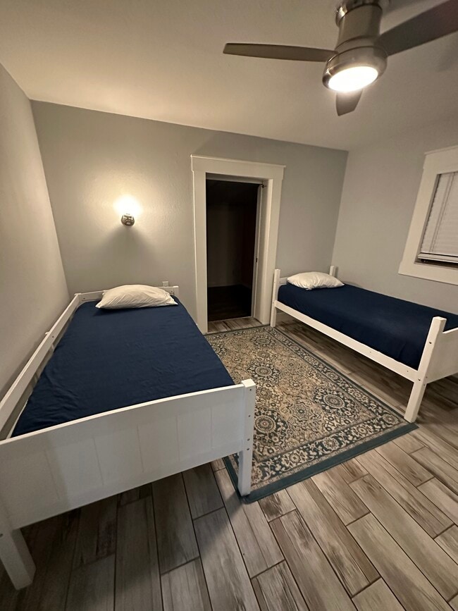 Photo - 1011 67th Avenue Dr W