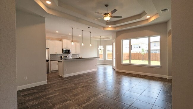 Photo - 6931 Comanche Cougar