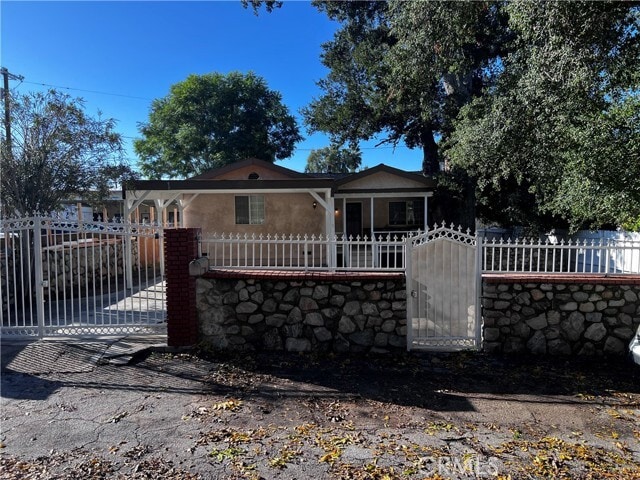 Photo - 10641 Russett Ave