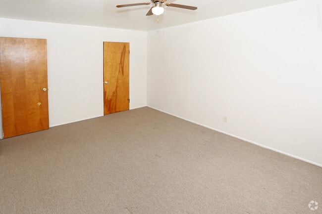 2BR,1BA