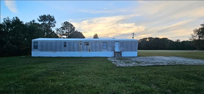 Building Photo - 1788 US-258 Rental