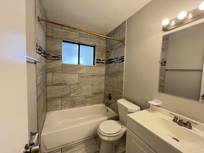 Building Photo - 5324 Westchase Ct Unit 5324 Westchase Ct 2