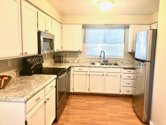Photo - 4698 S Cathay Cir