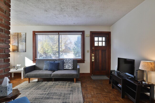 Photo - 1314 Michigan Ave