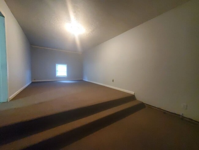 Photo - 4742 Belford Rd