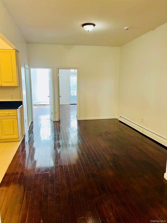 Photo - 87-18 85th St Unidad 2nd Floor