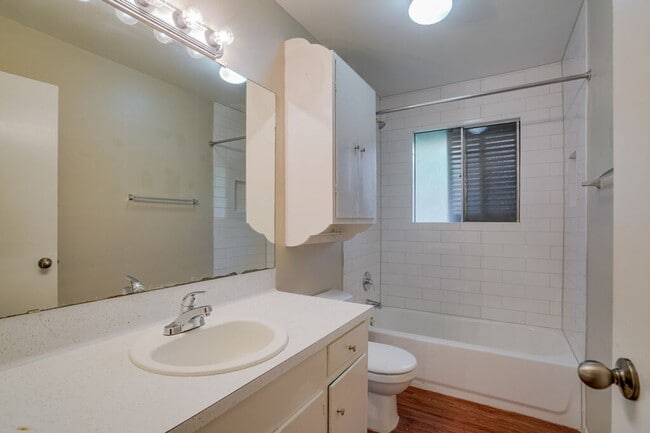 Photo - 1503 Wheless Ln Unit A