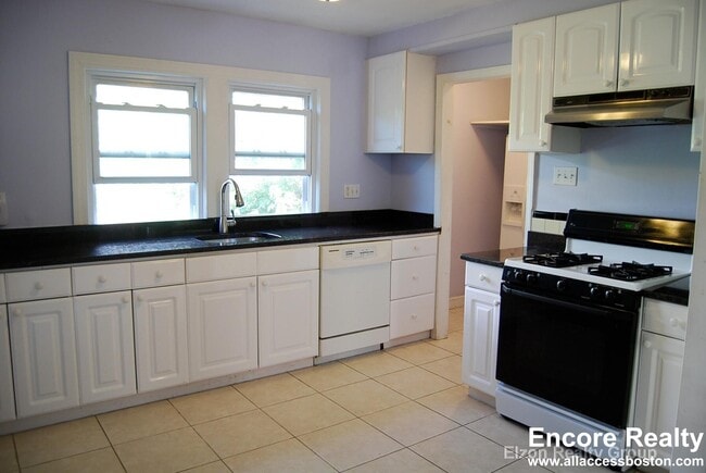 Photo - 93-95 Undine Rd