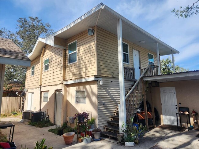 Building Photo - 2115 5th St Unit 2 Rental