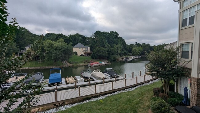 Photo - Three Bedroom Waterfront Condo Mooresville