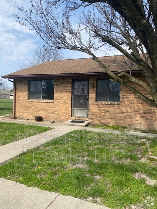 Building Photo - 303 Southgate Dr Rental