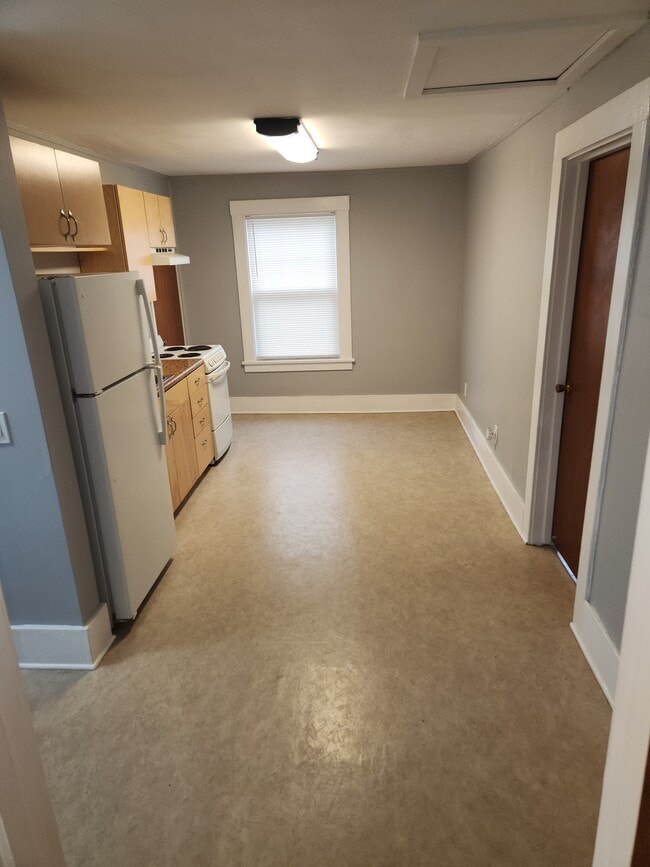 Photo - 64 Tryon Park Unit Up