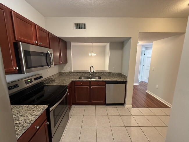 Photo - FIRST-FLOOR 3 BEDROOM CONDO IN VILLAGES OF BLOOMINGDALE! Unit 102